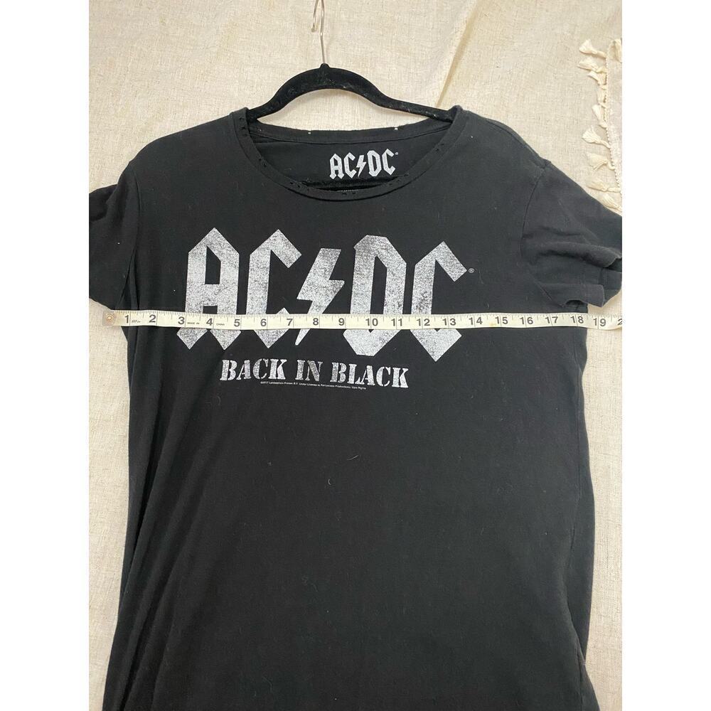 AC DC Back in Black Short Sleeve Graphic Tee Size Large - Picture 6 of 10